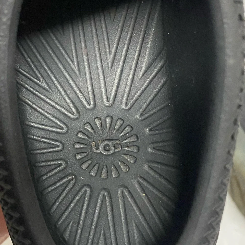 UGG toddler Tasman sport slip on slippers size T11 charcoal gray